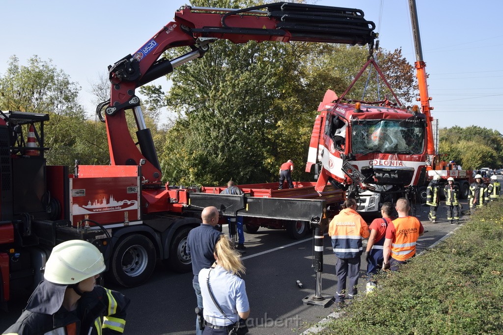 Schwerer VU PKlemm A 57 Rich Innenstadt Hoehe Koeln Chorweiler P118.JPG - Miklos Laubert